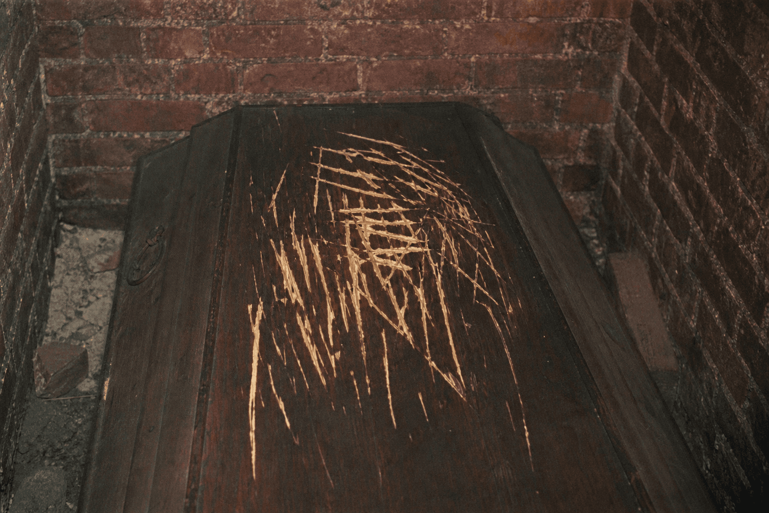 In the Vault — Miskatonic Expedition archive dossier